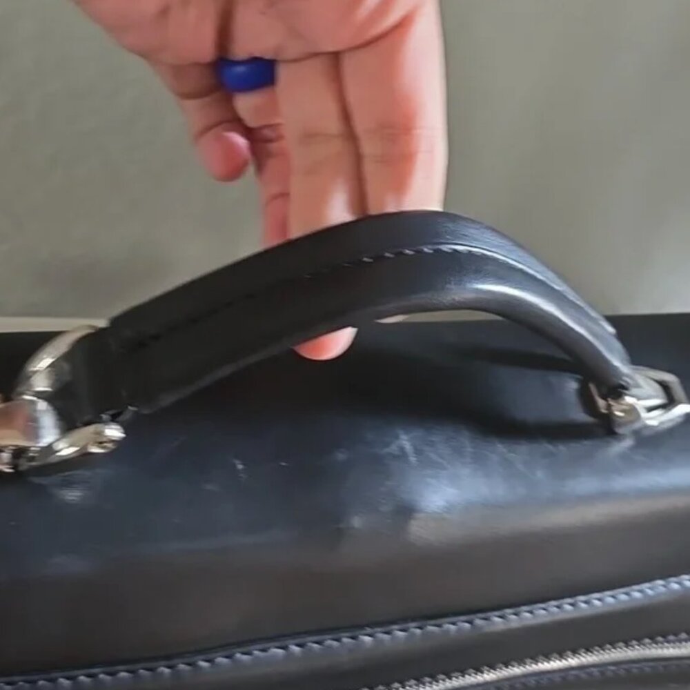 Italian Leather Work Bag - Picture 4 of 6